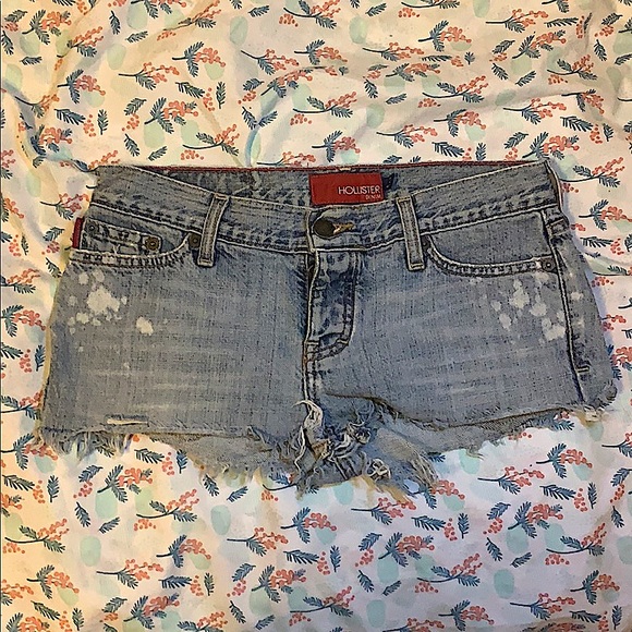 Low-Rise Denim Shorts - Picture 1 of 4
